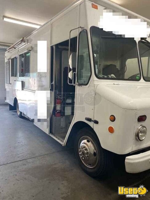 2006 W-42 Kitchen Food Truck All-purpose Food Truck Florida Gas Engine for Sale