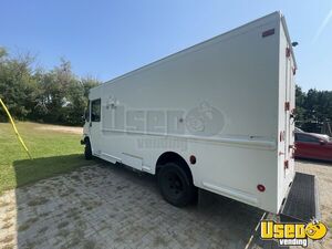 2006 W42 All-purpose Food Truck Air Conditioning Minnesota Gas Engine for Sale