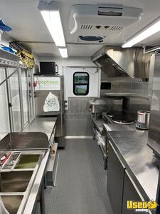 2006 W42 All-purpose Food Truck Interior Lighting Kentucky Gas Engine for Sale