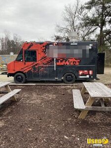 2006 W42 Step Van Food Truck All-purpose Food Truck Insulated Walls North Carolina Gas Engine for Sale