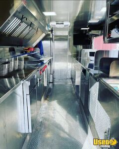 2006 W42 Step Van Kitchen Food Truck All-purpose Food Truck Stainless Steel Wall Covers California Gas Engine for Sale