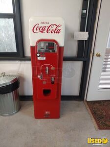 2006 W64 Other Soda Vending Machine Texas for Sale