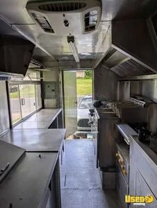2006 Workhorse 42 All-purpose Food Truck Exterior Customer Counter Minnesota Gas Engine for Sale