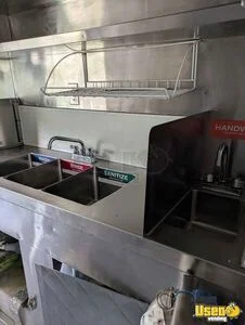 2006 Workhorse 42 All-purpose Food Truck Prep Station Cooler Minnesota Gas Engine for Sale