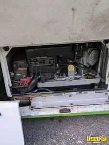 2006 Workhorse 42 All-purpose Food Truck Stovetop Minnesota Gas Engine for Sale
