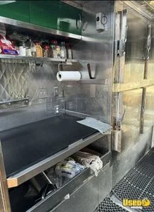2006 Workhorse All-purpose Food Truck Diamond Plated Aluminum Flooring New Jersey Gas Engine for Sale