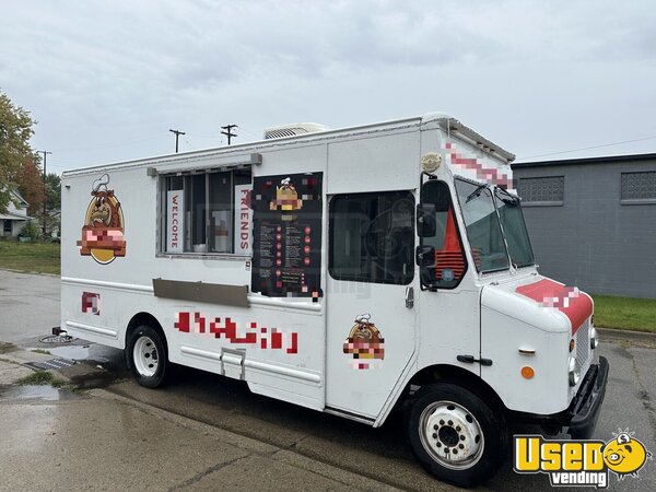 2006 Workhorse All-purpose Food Truck Michigan Gas Engine for Sale