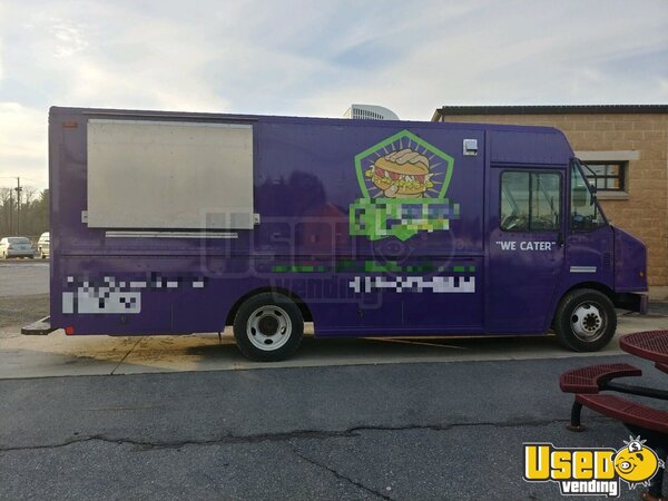 2006 Workhorse Kitchen Food Truck All-purpose Food Truck Pennsylvania Gas Engine for Sale