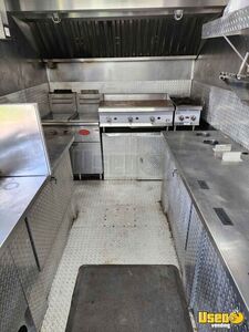 2006 Workhorse W42 All-purpose Food Truck All-purpose Food Truck Cabinets Texas Gas Engine for Sale