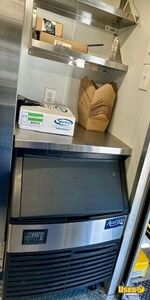 2006 Workhorse W42 Custom Chassis All-purpose Food Truck Cash Register North Carolina Gas Engine for Sale
