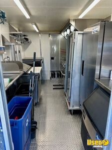 2006 Workhorse W42 Custom Chassis All-purpose Food Truck Interior Lighting North Carolina Gas Engine for Sale