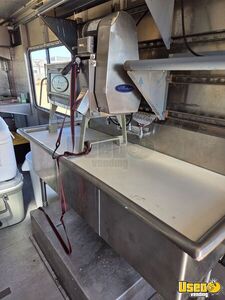 2007 2007 Econoline Snowball Truck Floor Drains Arizona Gas Engine for Sale