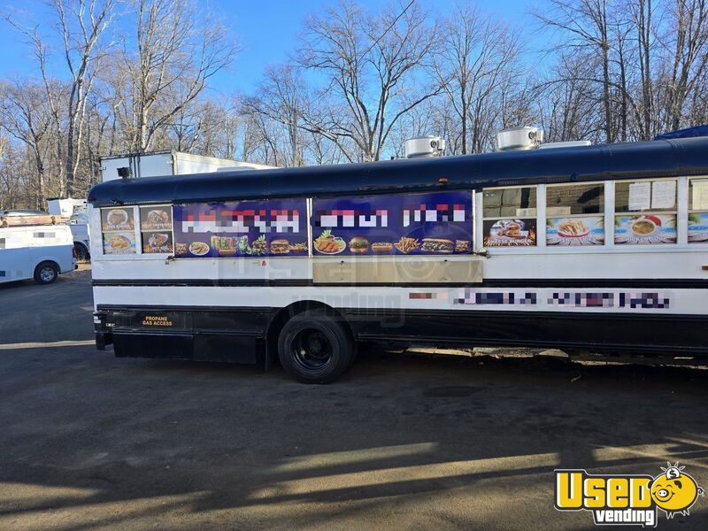 2007 300 All-purpose Food Truck Connecticut for Sale