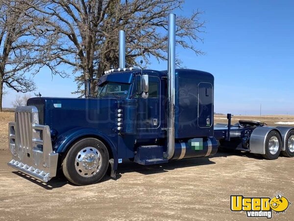 2007 379 Peterbilt Semi Truck Minnesota for Sale