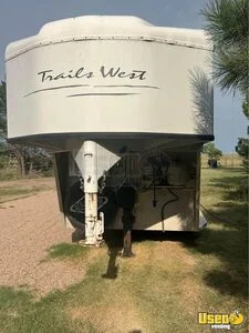 2007 4-horse Lq Trailers 4-horse Lq Trailer Air Conditioners Nebraska for Sale