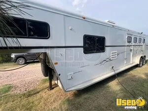 2007 4-horse Lq Trailers 4-horse Lq Trailer Refrigerator Nebraska for Sale