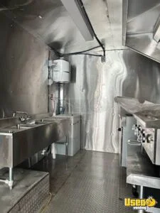 2007 All-purpose Food Truck Diamond Plated Aluminum Flooring Wisconsin Diesel Engine for Sale