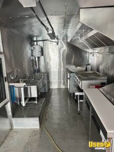 2007 All-purpose Food Truck Floor Drains Wisconsin Diesel Engine for Sale