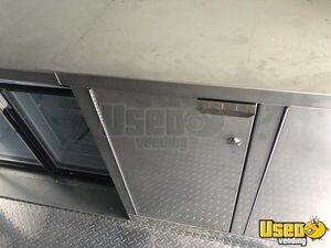 2007 C-5500 Kitchen Food Truck All-purpose Food Truck Exhaust Fan California Gas Engine for Sale