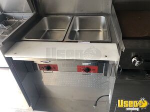 2007 C-5500 Kitchen Food Truck All-purpose Food Truck Fryer California Gas Engine for Sale