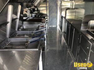 2007 C-5500 Kitchen Food Truck All-purpose Food Truck Prep Station Cooler California Gas Engine for Sale