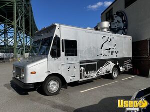 2007 Chassi/line All-purpose Food Truck Massachusetts Diesel Engine for Sale