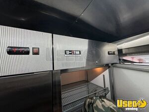 2007 Chassis All-purpose Food Truck Oven Florida Diesel Engine for Sale