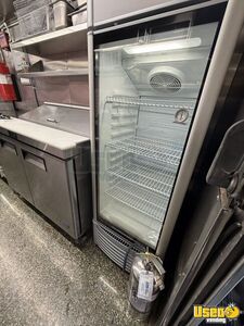 2007 Chassis All-purpose Food Truck Prep Station Cooler Florida Diesel Engine for Sale