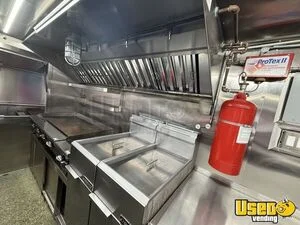 2007 Chassis All-purpose Food Truck Refrigerator Florida Diesel Engine for Sale
