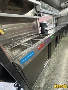 2007 Chassis All-purpose Food Truck Steam Table Florida Diesel Engine for Sale