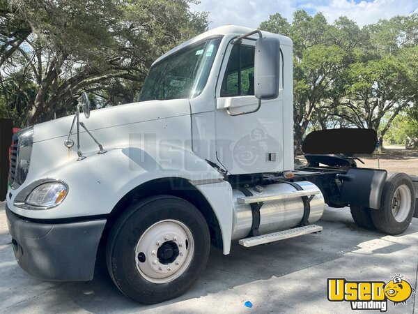 2007 Columbia Freightliner Semi Truck Florida for Sale