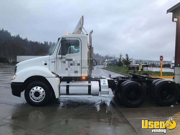 2007 Columbia Freightliner Semi Truck Washington for Sale