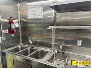 2007 Csc Food Truck All-purpose Food Truck Deep Freezer British Columbia Gas Engine for Sale