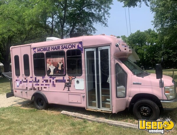 2007 E-350 Mobile Salon Truck Mobile Hair Salon Truck Illinois Gas Engine for Sale