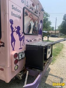 2007 E-350 Mobile Salon Truck Mobile Hair Salon Truck Insulated Walls Illinois Gas Engine for Sale