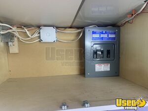 2007 E-350 Mobile Salon Truck Mobile Hair Salon Truck Interior Lighting Illinois Gas Engine for Sale