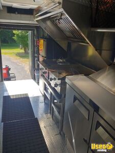 2007 E350 Super Duty Kitchen Food Truck All-purpose Food Truck Exhaust Hood Florida Gas Engine for Sale