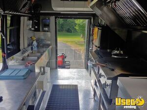 2007 E350 Super Duty Kitchen Food Truck All-purpose Food Truck Prep Station Cooler Florida Gas Engine for Sale