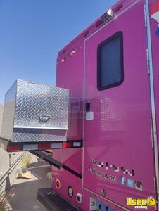 2007 E450 All-purpose Food Truck Awning Nevada Gas Engine for Sale