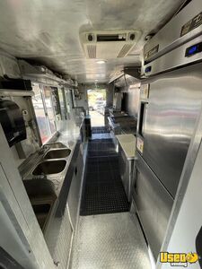 2007 E450 All-purpose Food Truck Cabinets California Gas Engine for Sale