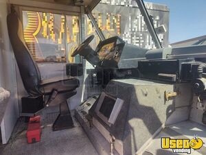 2007 E450 All-purpose Food Truck Diamond Plated Aluminum Flooring California Gas Engine for Sale