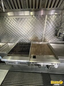 2007 E450 All-purpose Food Truck Stainless Steel Wall Covers California Gas Engine for Sale