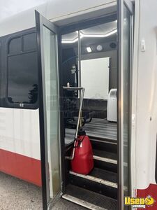 2007 E450 Mobile Hair & Nail Salon Truck Cabinets Illinois Gas Engine for Sale