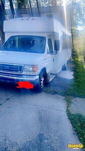 Versatile - 2007 Ford E450 Mobile Salon Truck | Mobile Business Unit for Sale in Maryland!