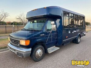 2007 E450 Shuttle Bus Shuttle Bus Air Conditioning Texas Diesel Engine for Sale