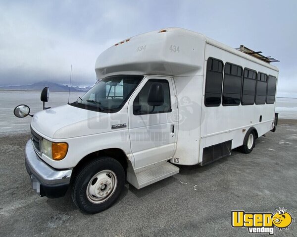 2007 E450 Skoolie Bus Skoolie California Gas Engine for Sale