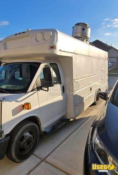 2007 Express Cutaway All-purpose Food Truck Texas Gas Engine for Sale