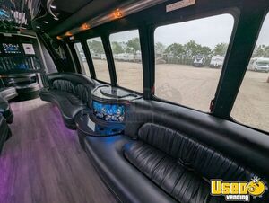 2007 F-550 Krystal Party Bus 18 Texas Diesel Engine for Sale