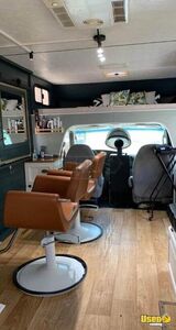 2007 F350 Mobile Salon Truck Mobile Hair & Nail Salon Truck Water Tank Texas Gas Engine for Sale