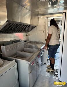2007 Food Truck All-purpose Food Truck Cabinets Ohio Diesel Engine for Sale